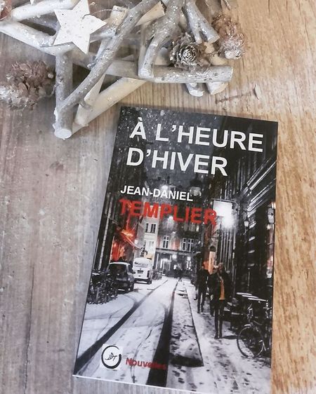A L'HEURE D'HIVER - Livre poche
