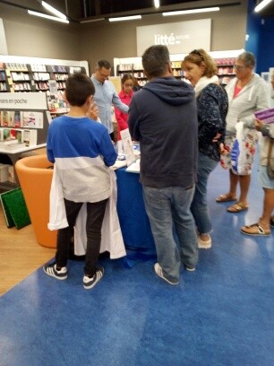 &ccedil;a se bouscule... :)